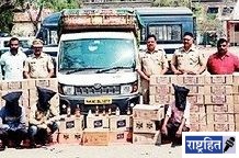 मालवाहक वाहनासह नऊ लाख रुपयांचा देशी-विदेशी मद्यसाठा जप्त! तिघांना ठोकल्या पोलिसांनी बेड्या; हिंगणघाट पोलिसांची कारवाई