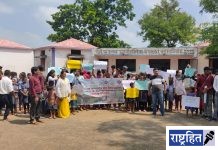 हिंदी विश्वविद्यालयाचे साटोडा गावात स्वच्छता अभियान