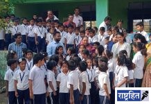 मुख्य कार्यकारी अधिकार्यांनी घेतला विद्यार्थ्यांचा क्लास! पवनार येथील जिल्हा परिषद शाळेला दिली भेट; तपासली विद्यार्थ्यांची गुणवत्ता