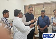 ऐतिहासिक ‘दिल्ली दरवाजाची’ दुरुस्ती करा ; पालकमंत्री डॉ. पंकज भोयर यांना निवेदन : माजी सरपंच अजय गांडोळे यांची मागणी