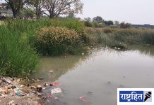 धाम नदीपात्राला प्रदूषणाचा विळखा घट्ट ; मूर्ती विसर्जनाने गाळ साचलेला : घाणीमुळे नदीचा श्वास गुदमरतोय