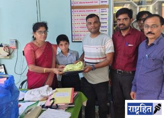 पोलीस शिपायाचा सामाजिक संवेदनशीलतेचा स्तुत्य उपक्रम ; गरजू विद्यार्थी दत्तक घेत समाजात आदर्श निर्माण ! गावात सर्वत्र होत आहे कौतुक