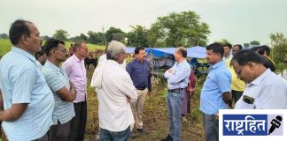 विभागीय कृषी सहसंचालक थेट शेतकऱ्याच्या बांधावर! शेतकऱ्यांच्या सवालांनी अधिकारी निरुत्तर ; अतिवृष्टी मदत व नुकसानभरपाईची आर्त मागणी