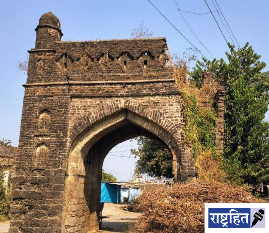 शेवटच्या घटका मोजतोय ऐतिहासिक ‘दिल्ली दरवाजा’ ; तेजस्वी वारसा नष्ट होण्याच्या मार्गावर : प्रशासनाच्या अनास्थेमुळे वाताहत सुरूच