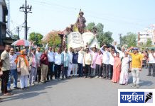 महात्मा फुले चित्ररथाचे वर्धा शहरात भव्य स्वागत