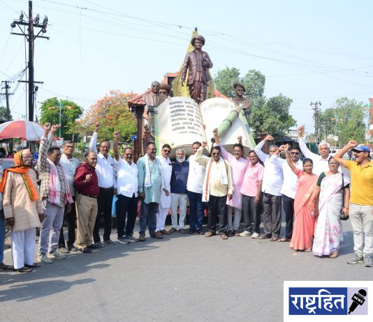 महात्मा फुले चित्ररथाचे वर्धा शहरात भव्य स्वागत
