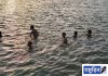 धाम नदी ठरतेय तरुणांचा ‘कूल स्पॉट’! धाम नदीपात्रात तरुणांची वाढली गर्दी ; मात्र सुरक्षिततेचा अभाव कायम